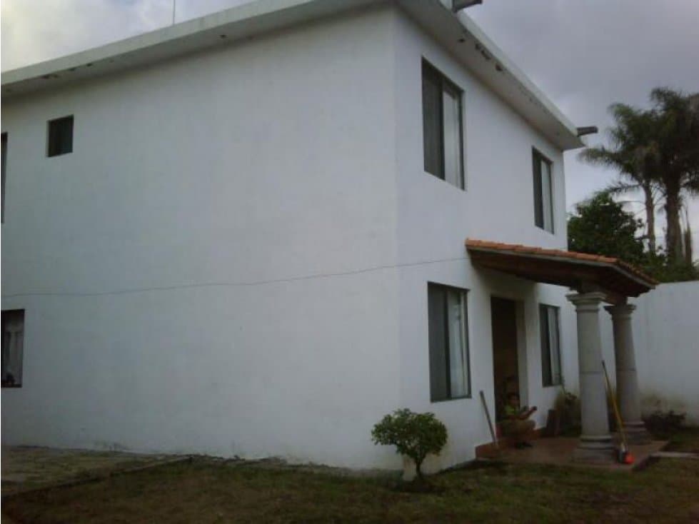 Casa Sola en Venta Santa Maria Ahuacatitlan - 1