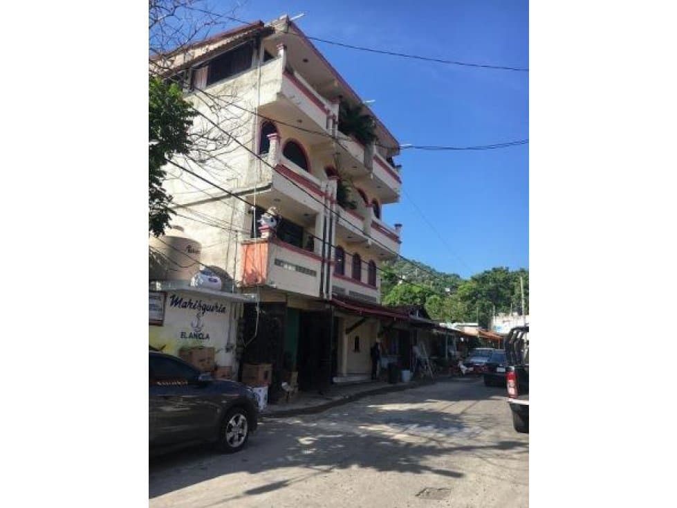 Edificio de Oportunidad en Zihuatanejo Guerrero - 1