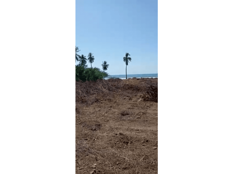 Se vende terreno en playa troncones a 10 min de Ixtapa - 1