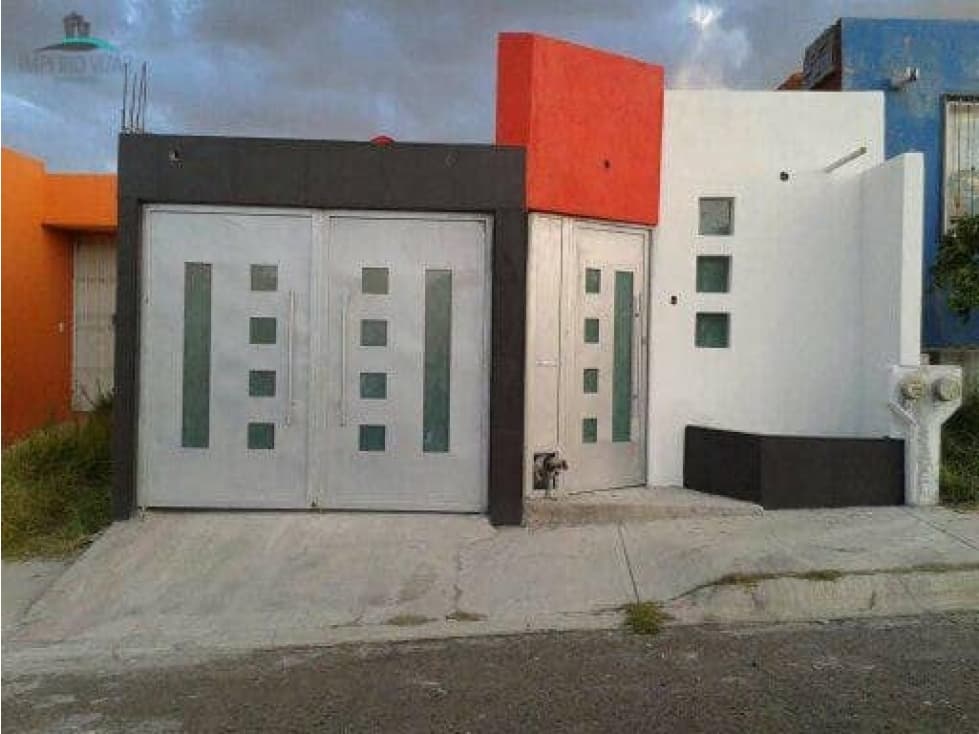 CASA en VENTA en Misión del Valle, ideal para aplicar tu crédito! - 1