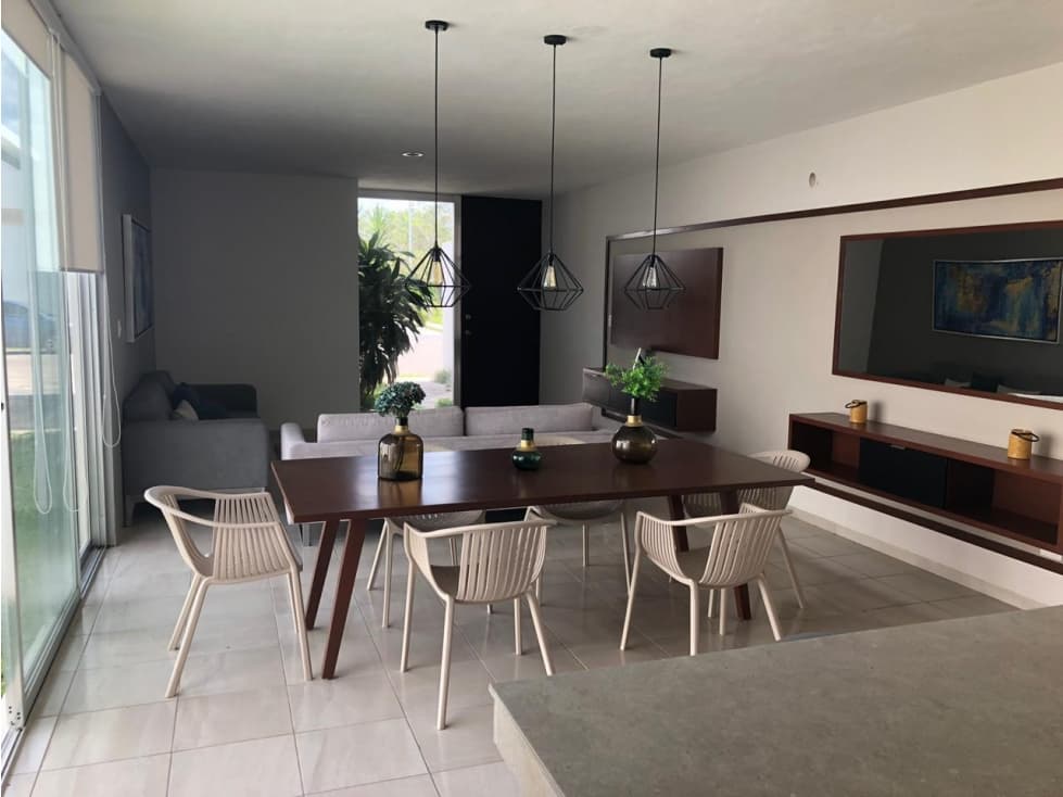 ULTIMAS AMPLIAS Y LUJOSAS RESIDENCIAS EN PRIVADA CAMPOCIELO - 1