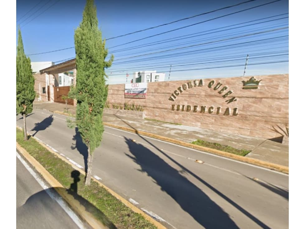Terreno en Venta Fracc. Victoria Queen- La Carcaña - 1