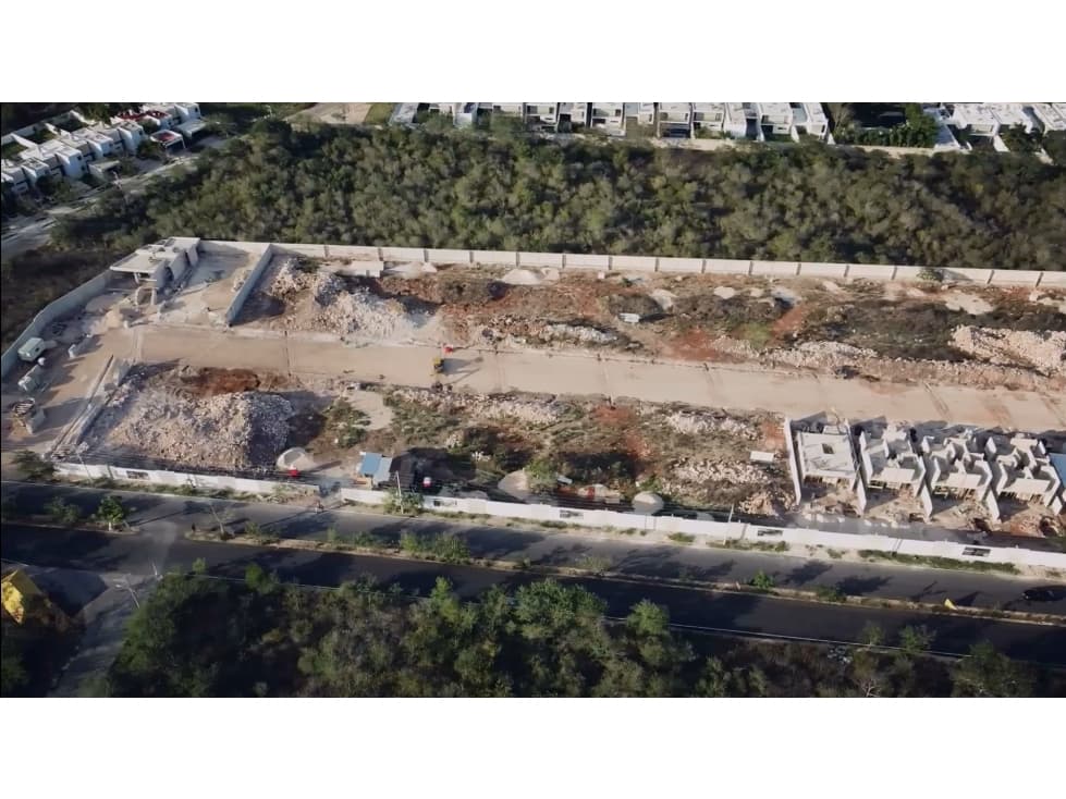 LOTE RESIDENCIAL EN CHOLUL - 1