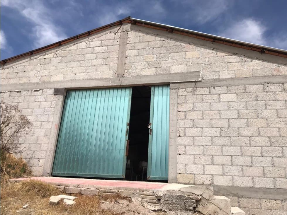 Amplia bodega en Apan - 1
