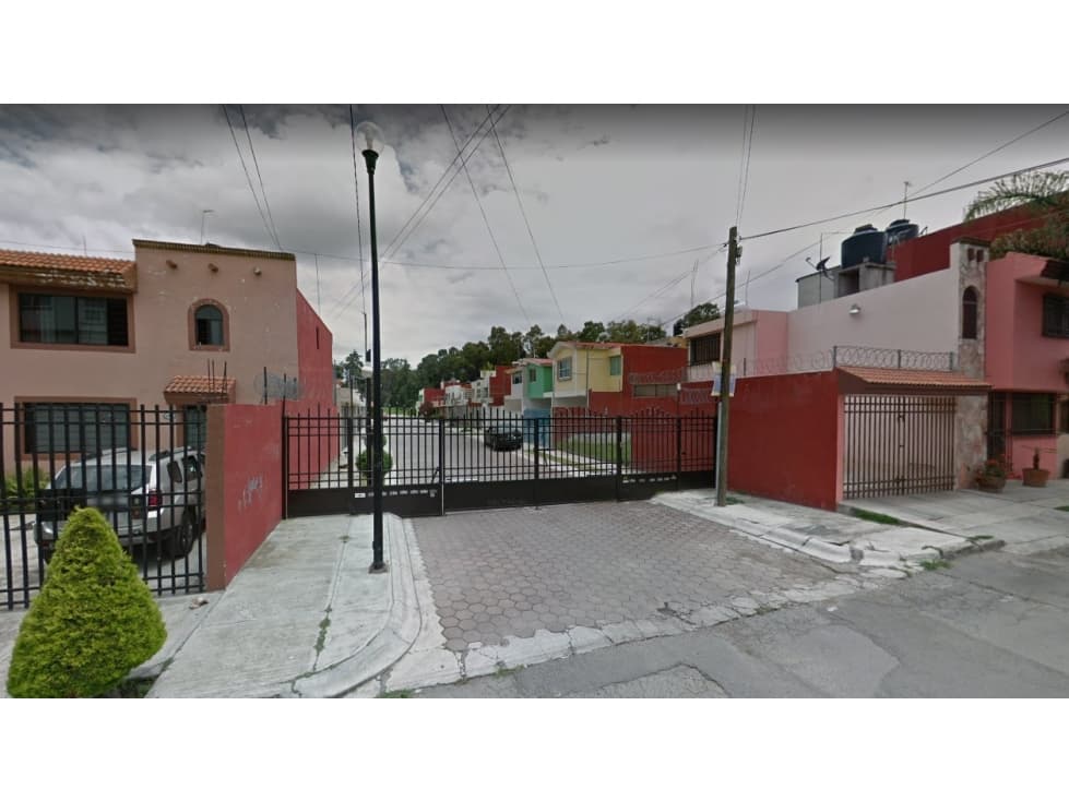 CASA EN BOSQUES DE AMALUCAN - 1