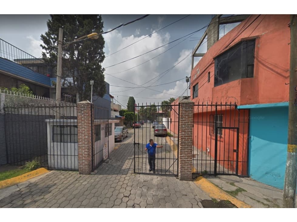 VENTA DE REMATE EN BOSQUES DE ARAGON - 1