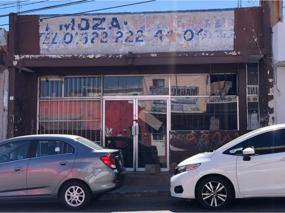 LOCAL CENTRICO EN VENTA (Colonia centro en Guaymas) - 1