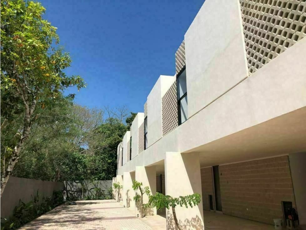 Townhouse en Renta en Montebello Merida - 1