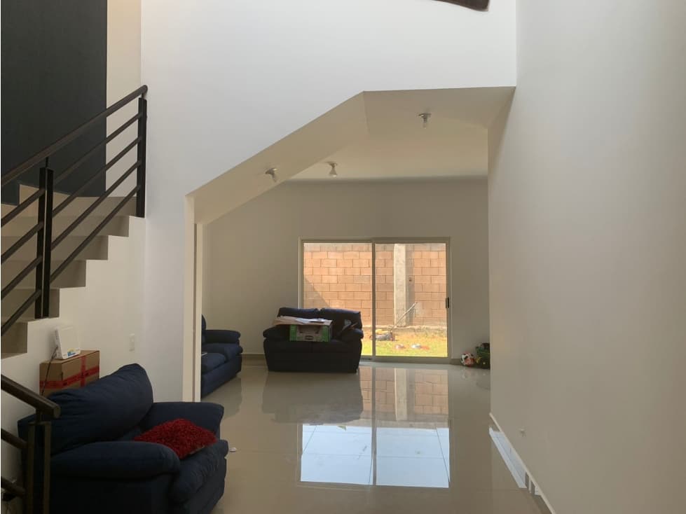 CASA EN VENTA EN ALLENDE - 1