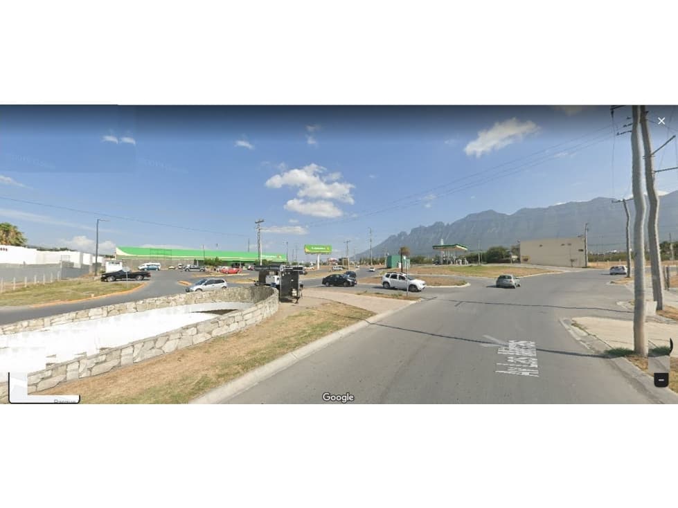 TERRENO EN RENTA. LA  ENTRADA ES  POR MITRAS PONIENTE - 1