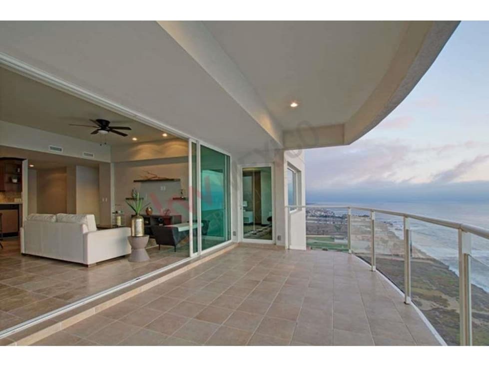 CONDOMINIOS DE LUJO MODELO IMPERIAL VIVIENDO JUNTO AL MAR - 1