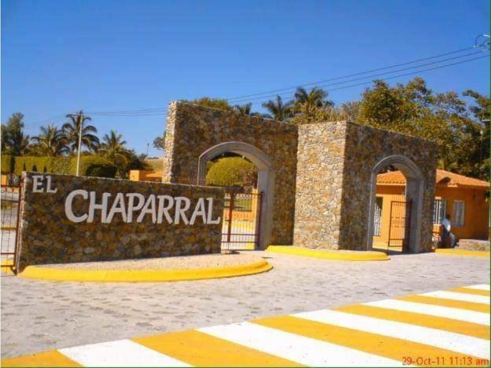 Terreno en fraccionamiento residencial con alberca en venta Morelos - 1