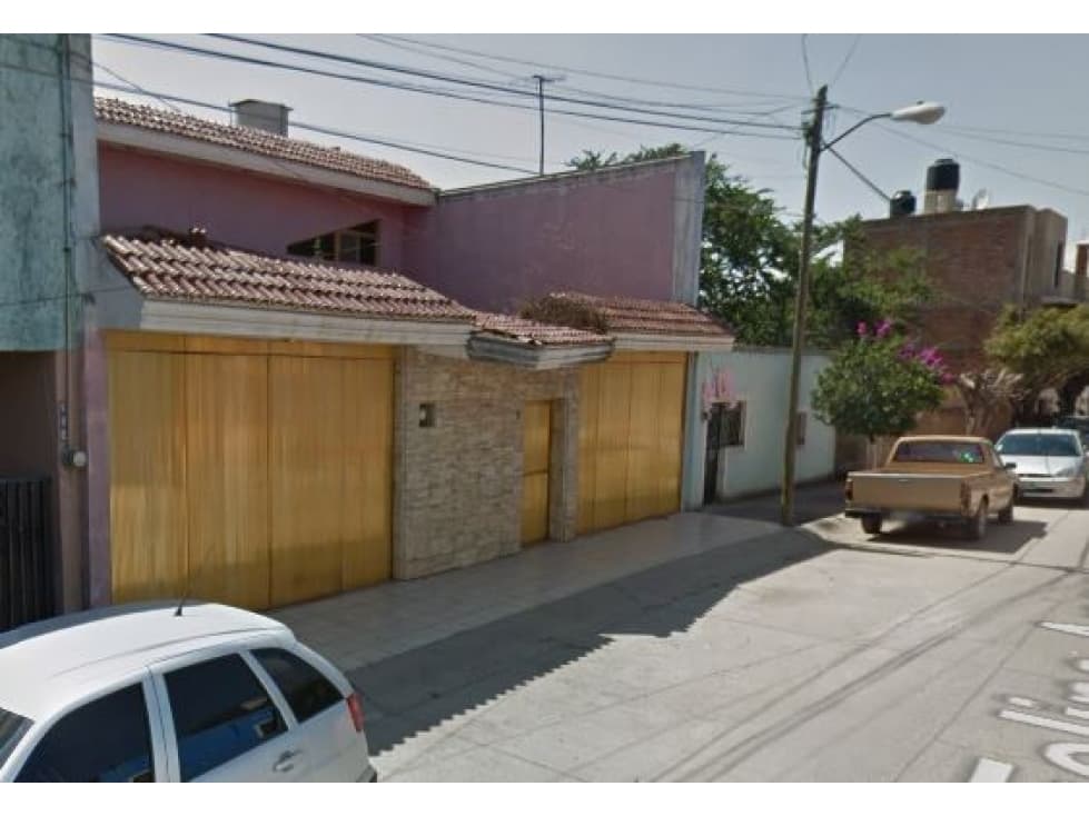CASA EN CALLE FELIPE ANGELES, EL SALTO, JALISCO. - 1