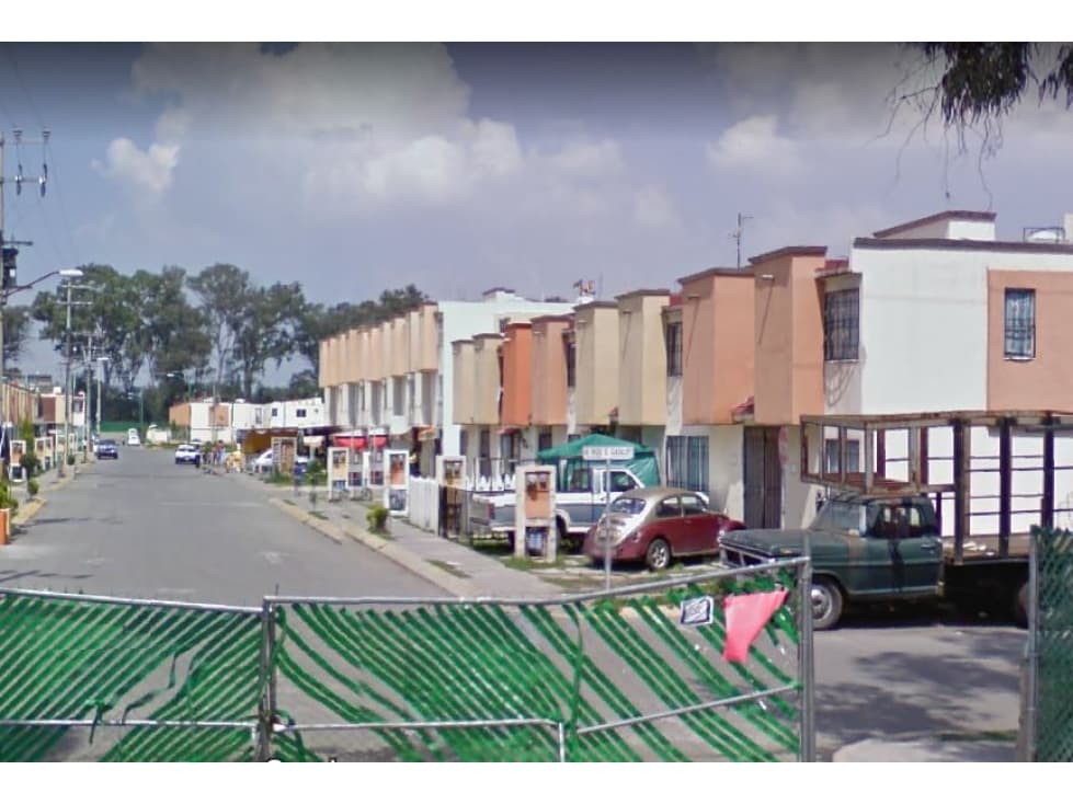VENTA CASA EN REMATE BANCARIO EN PASEOS DE TULTEPEC II TULTEPEC EDOMEX - 1