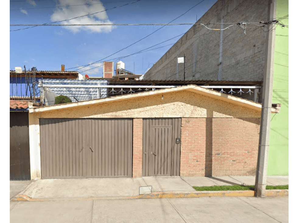 CASA EN REMATE DE LUJO TOLUCA - 1