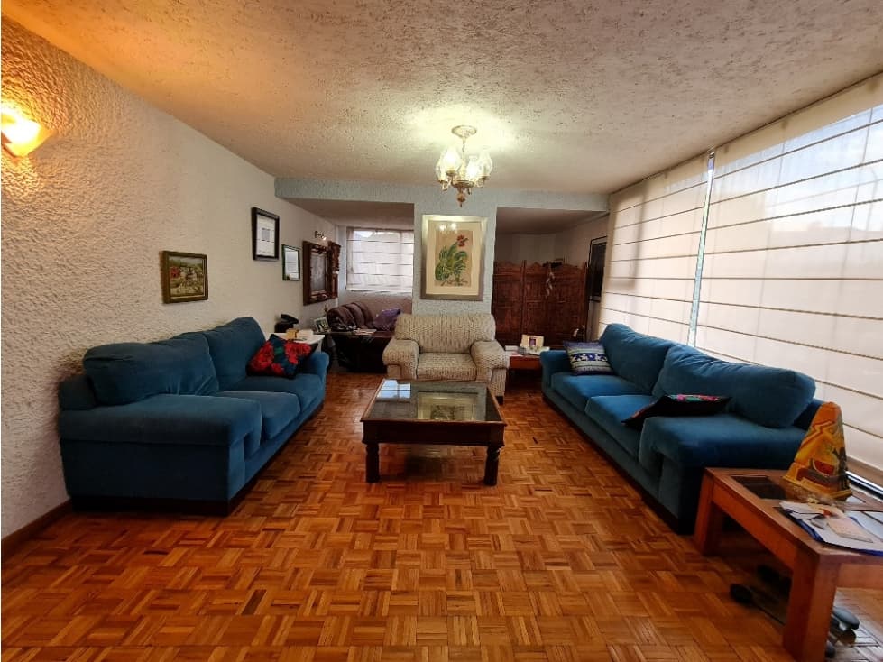 Venta de casa en el Rincon del Pedregal - 1