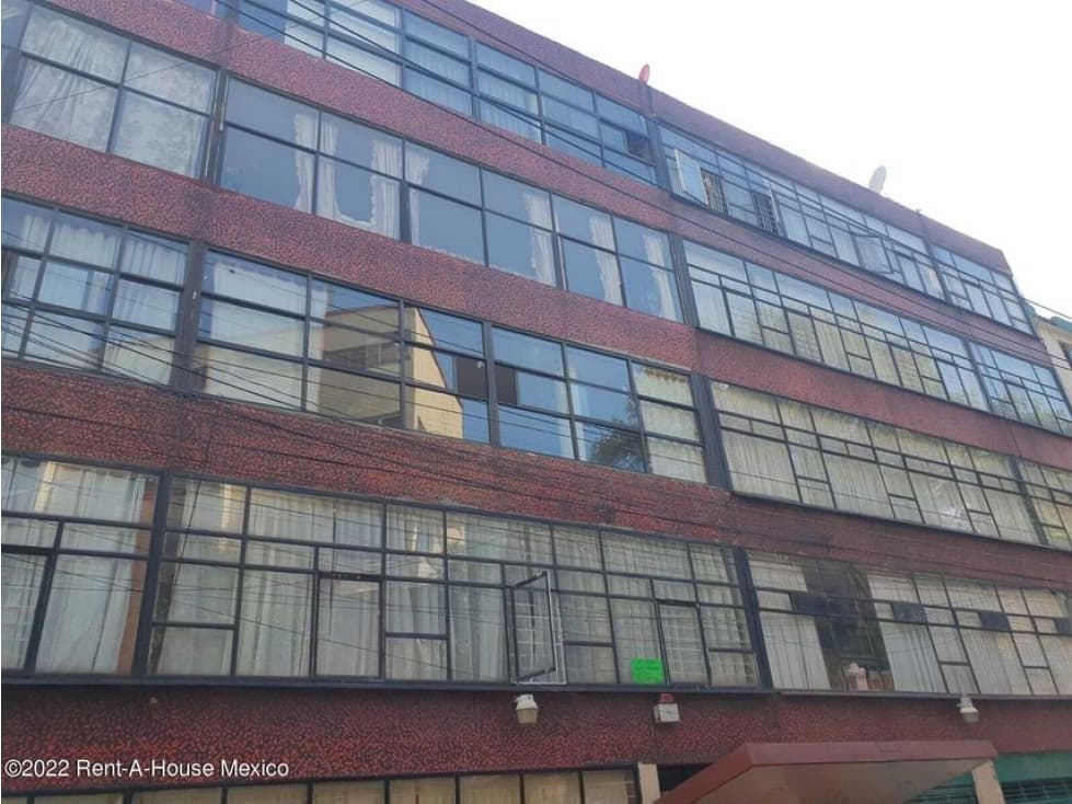Edificio en Venta en Calle Icaco, Narvarte. RU 22-4701 - 1