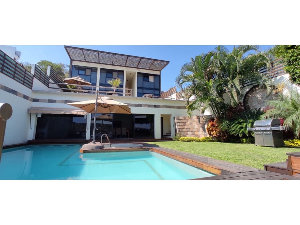 CASA EN VENTA A ORILLA DEL LAGO "FCO. PC" - 1