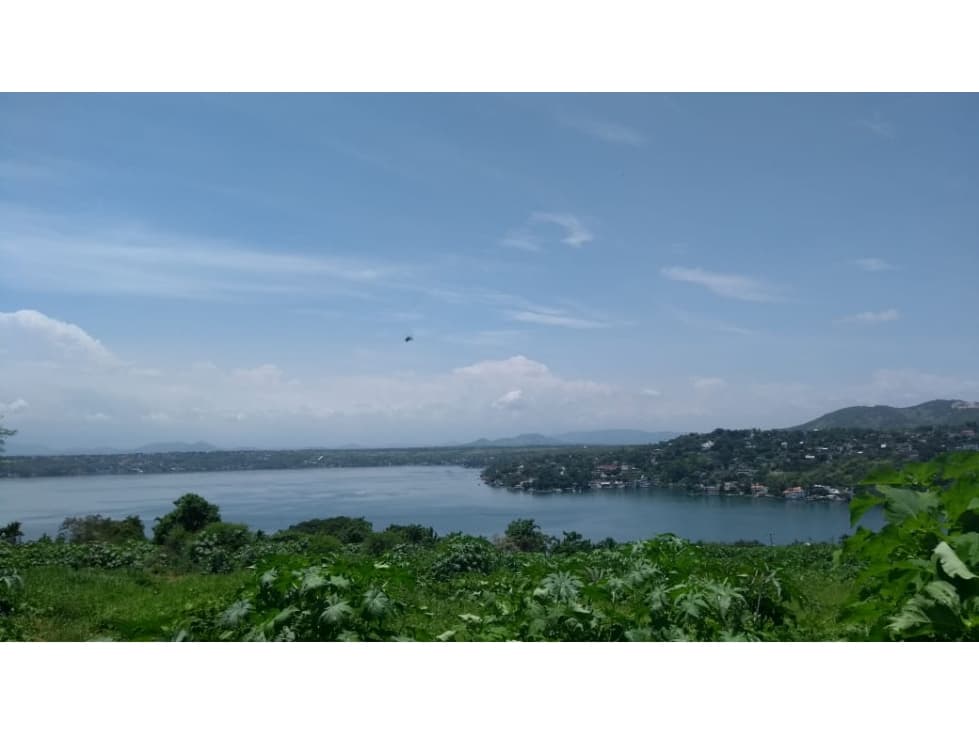 TERRENO EN VENTA CON VISTA AL LAGO "296.79" - 1