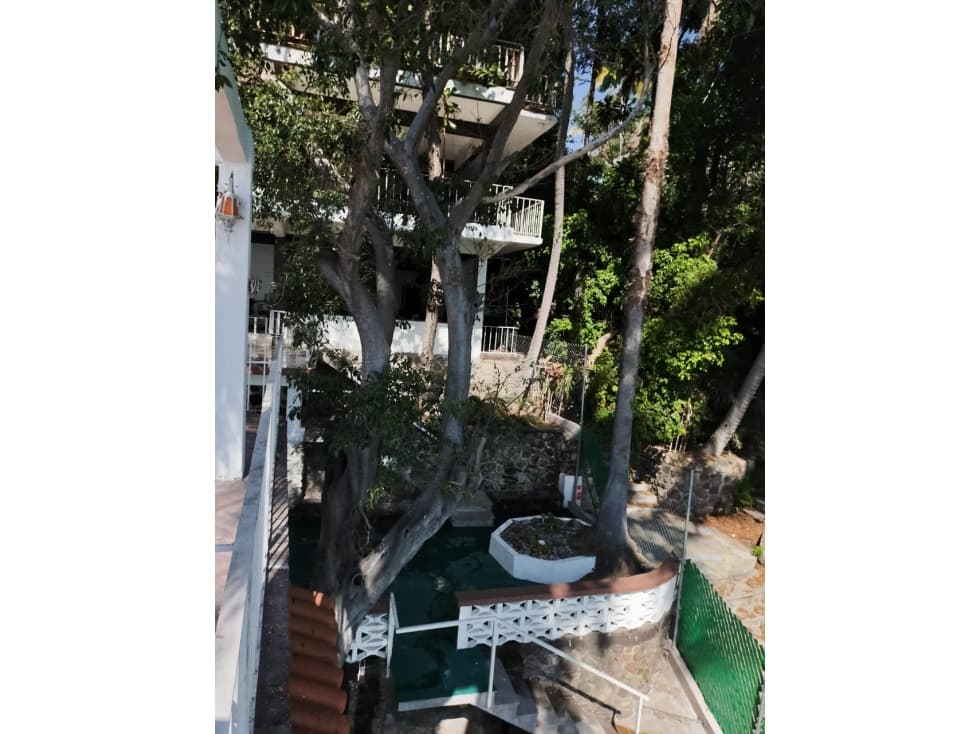 CASA EN VENTA A ORILLA DEL LAGO "SU" - 1