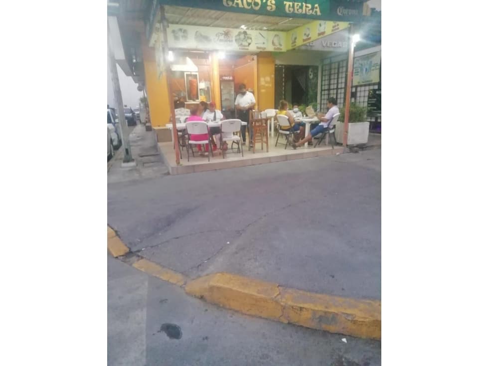 VENTA LOCAL COMERCIAL AV COSTERA  FRACC MAGANES ACAPULCO - 1