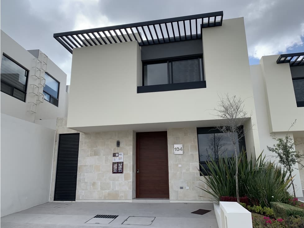 Casa en Venta en Conjunto Horizontal Zibata Queretaro - 1