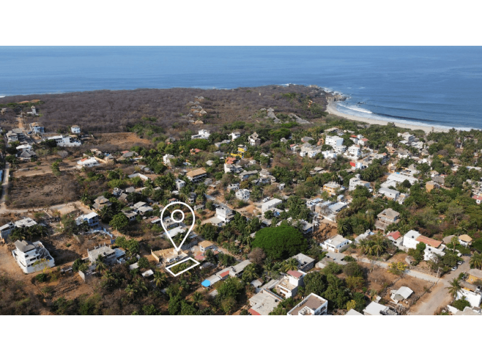 Punta Zicatela  / 285 m2 / cerca de zona turística - 1