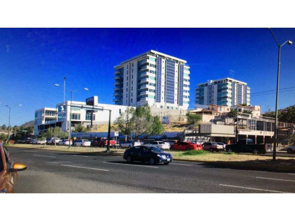 SE VENDE CONDOMINIO EN TORRE ALTITUD 40 - 1
