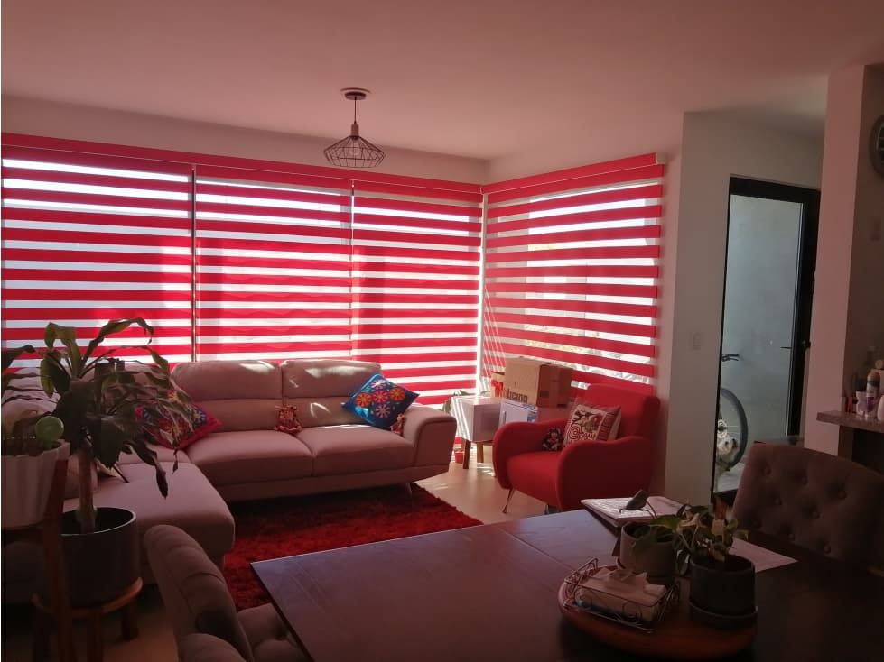 Casa en condominio con alberca en el Refugio LPD22-3073 - 1