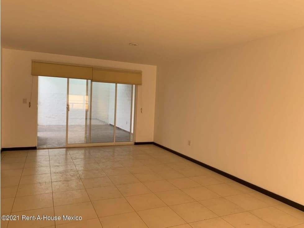Linda casa en renta en Santa Fé juriquilla 3 Rec, 3 Baños, 2 Estac. - 1