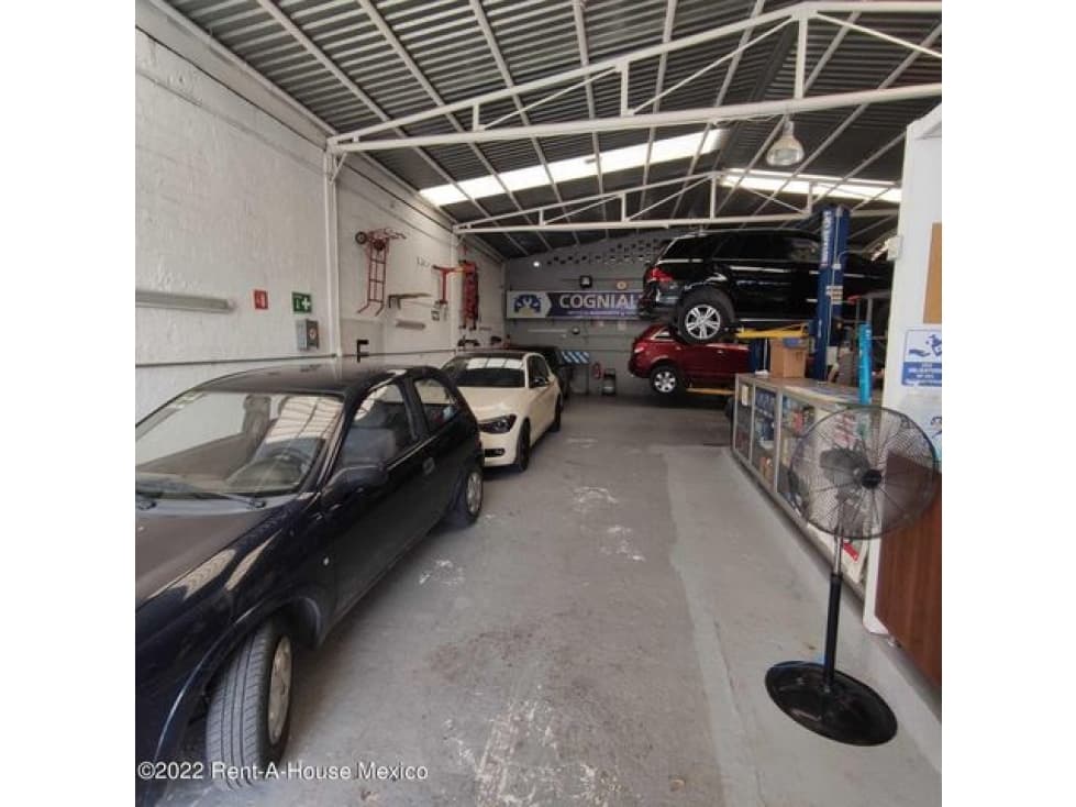 VENTA de taller automotriz con sala de espera - San Pablo - 1