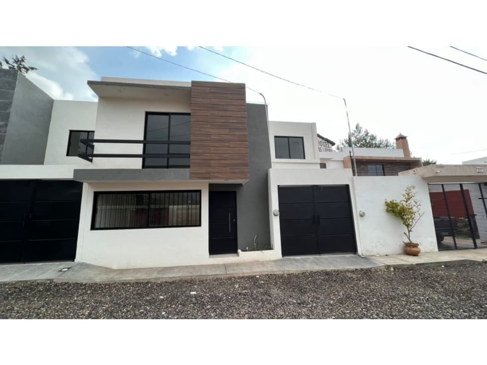 Casas nueva en Venta Pátzcuaro cerca del Muelle General - 1