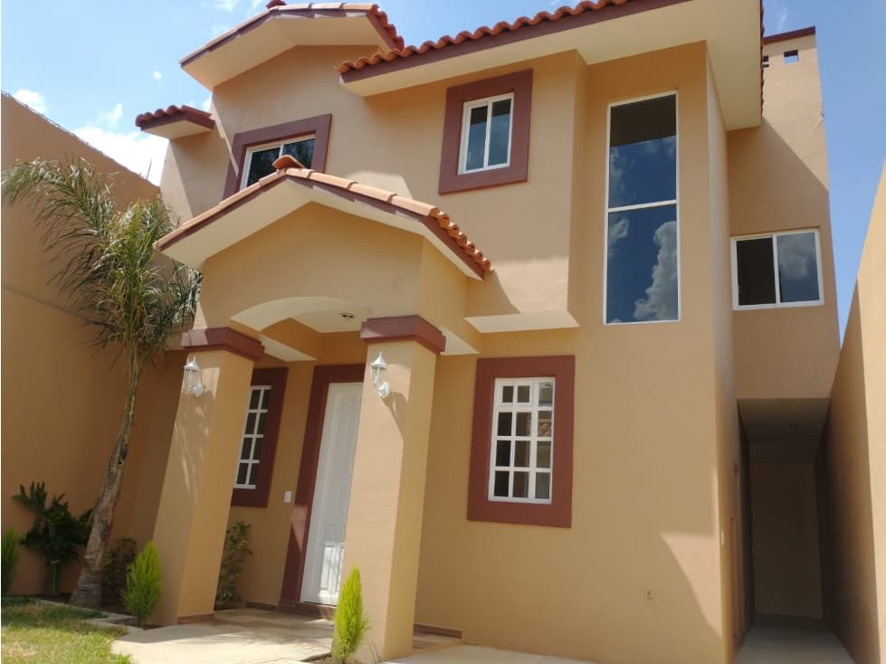 Casa en venta Colonia Jacarandas Pátzcuaro - 1