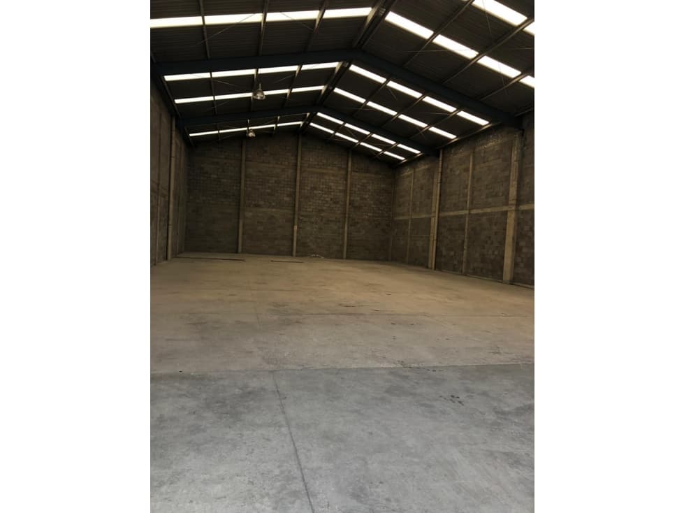 Bodegas Industriales - 1