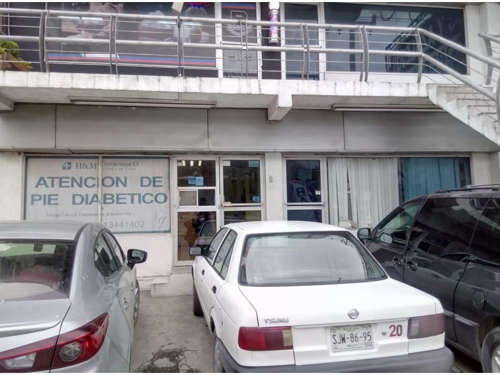 Local Comercial en VENTA, en Av. Eloy Cavazos - 1