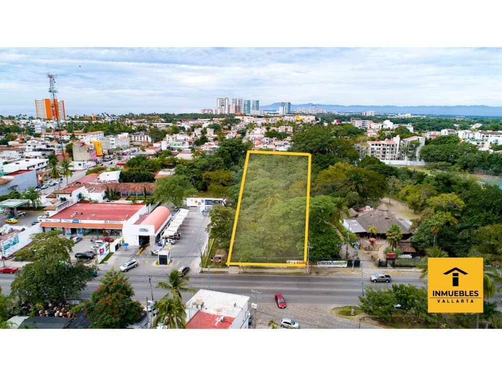 Terreno en renta Avenida Francisco Villa Puerto Vallarta - 1