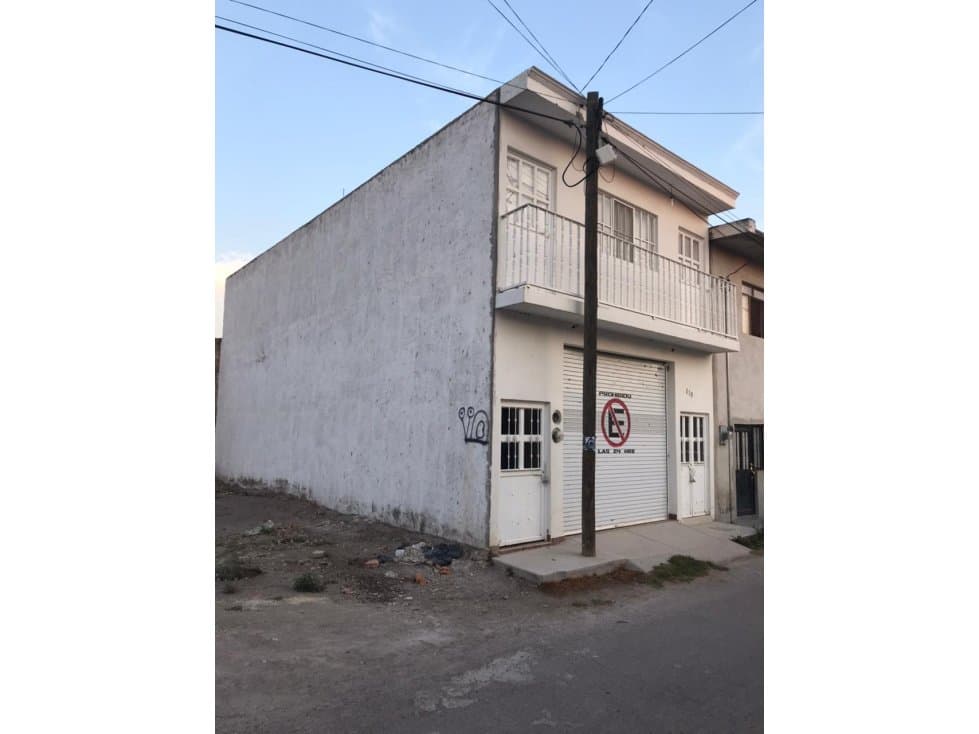 VENTA CASA CON LOCAL BAJIO DE SAN JOSE, JALISCO - 1