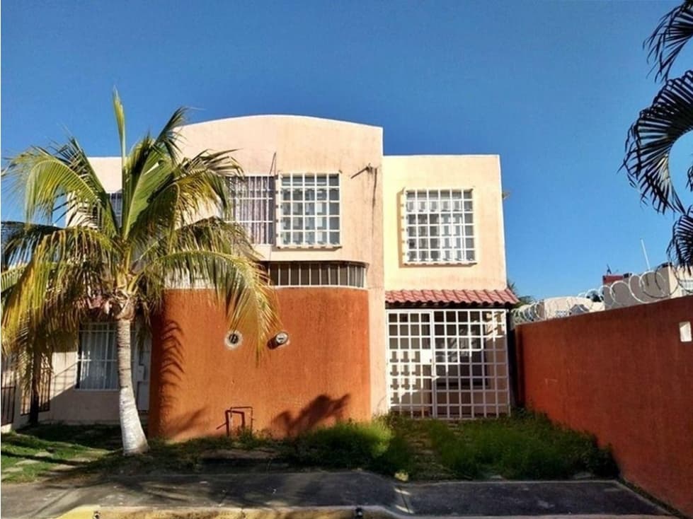 HERMOSA CASA CON PISCINA EN ACAPULCO ZONA DIAMANTE - 1