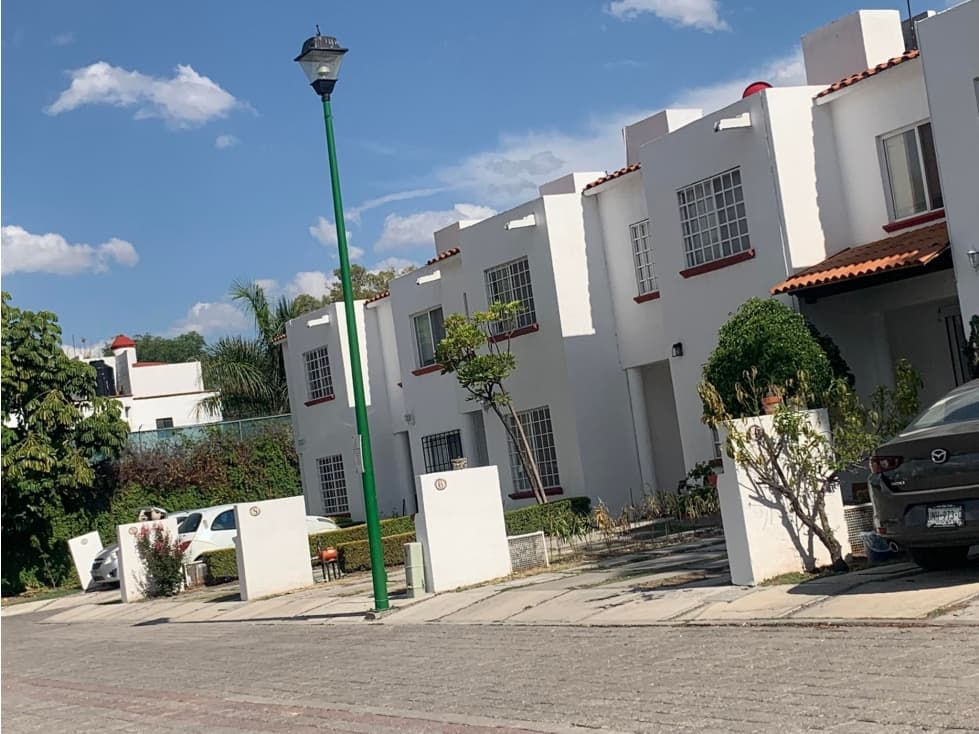 REMATO CASA EN CORREGIDORA, QRO. - 1