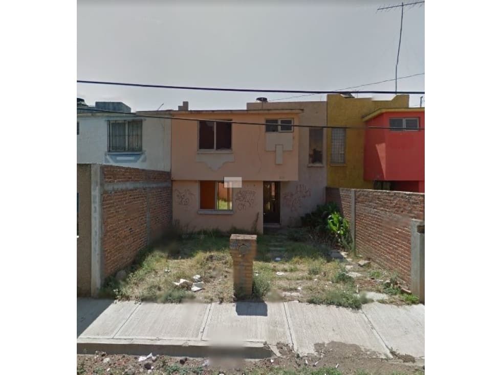 REMATE BANCARIO, CASA PARA REMODELAR - 1