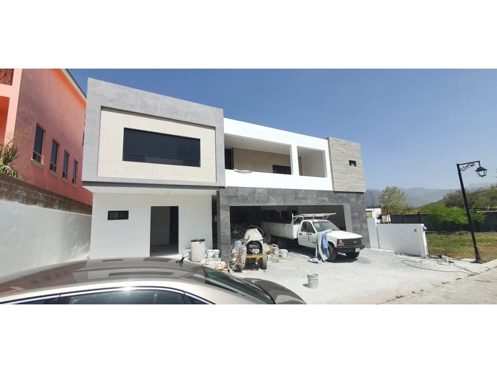 Casa en venta en Santiago, N.L., Fracc. El Pueblito - 1