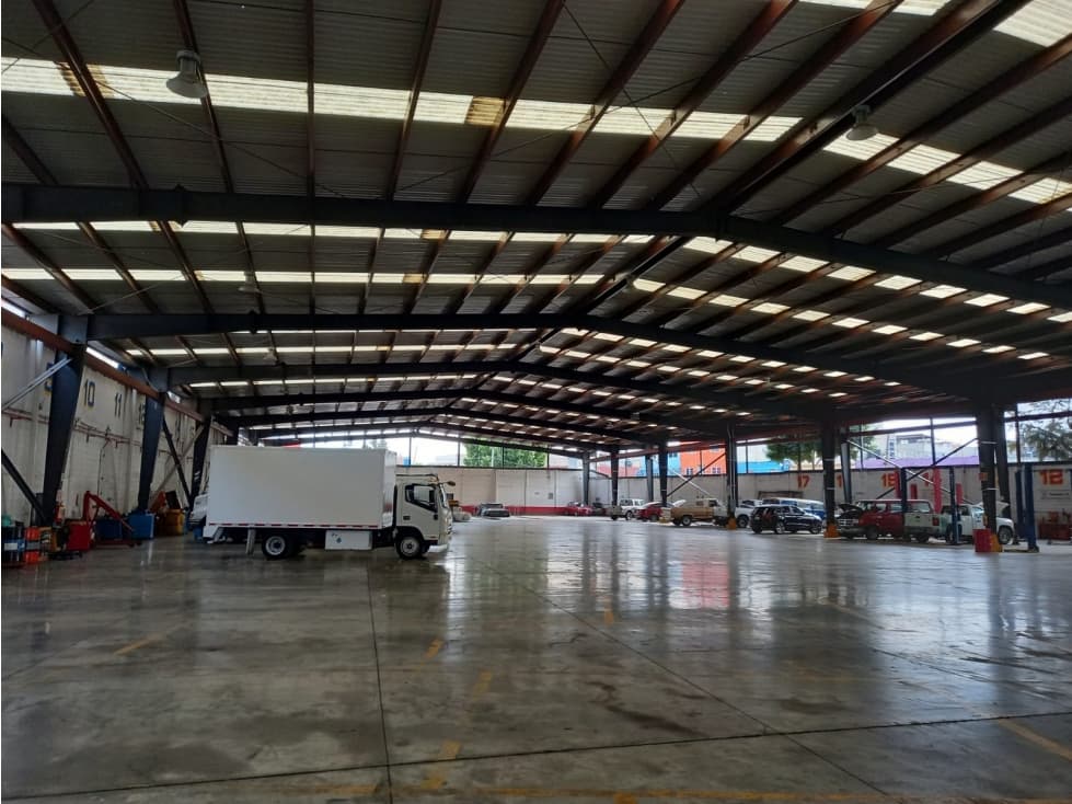 MAGNIFICA BODEGA IZTAPALAPA CERCA DE METRO CONSTITUCION Y PERIFERICO - 1