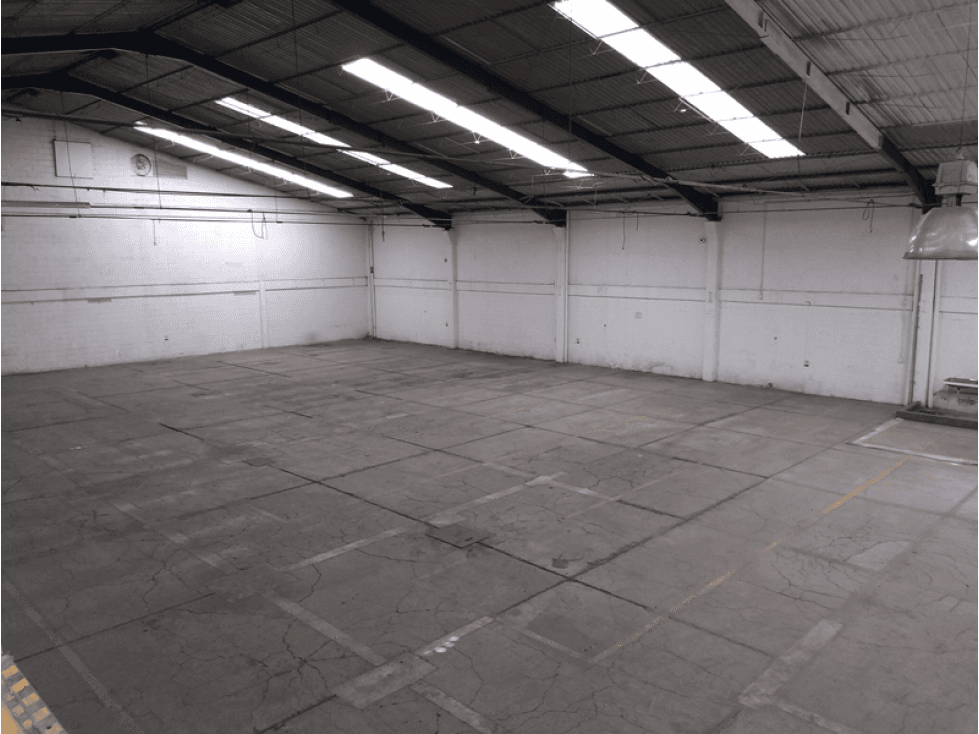 BODEGA EN NAUCALPAN AVENIDA CENTRAL 3,600M2 - 1