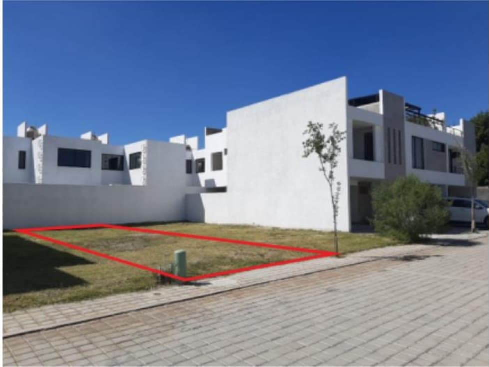 Terreno En Venta En Cumbres Residencial Cuanalá Cholula. - 1