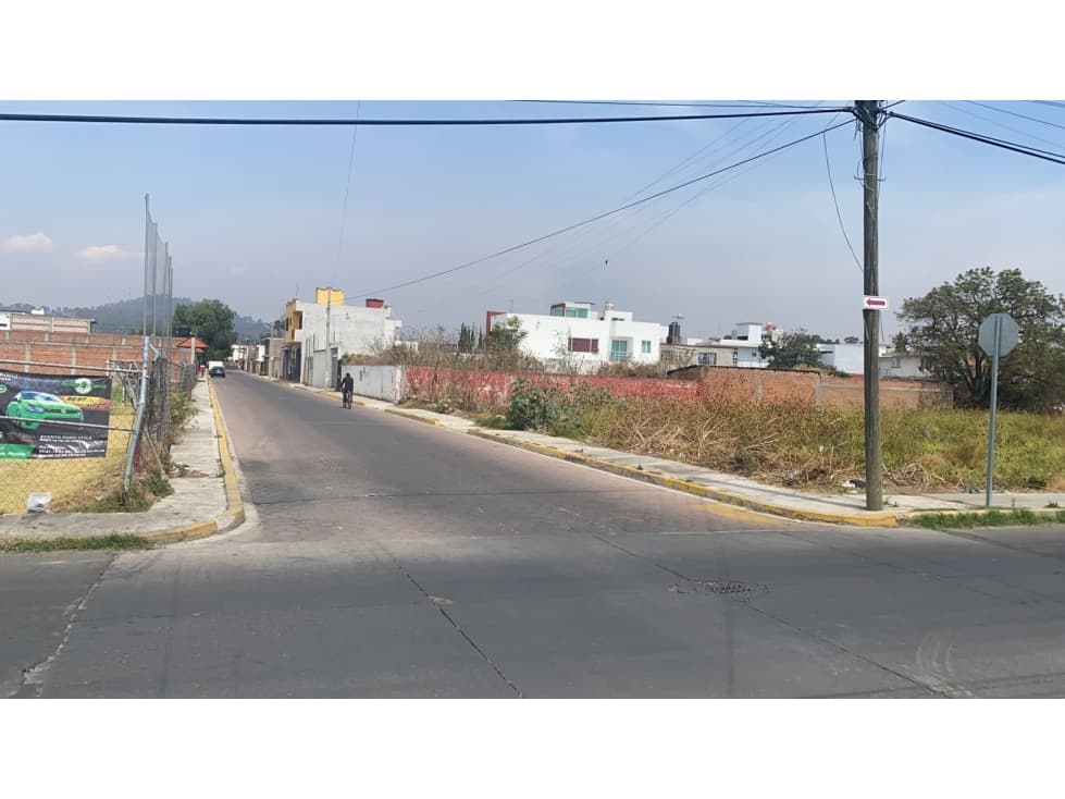 Terreno En Venta En Zerezotla Cerca A Los Campos De Futbol - 1