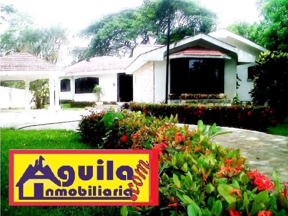Clave: 231. Renta  amplia casa con terreno de 1,500m2 - 1