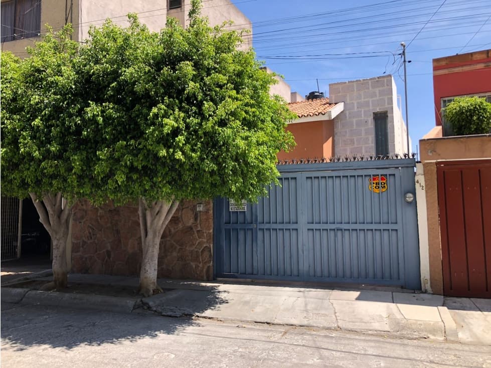 Casa en Renta en Lomas 3a Sección - 1