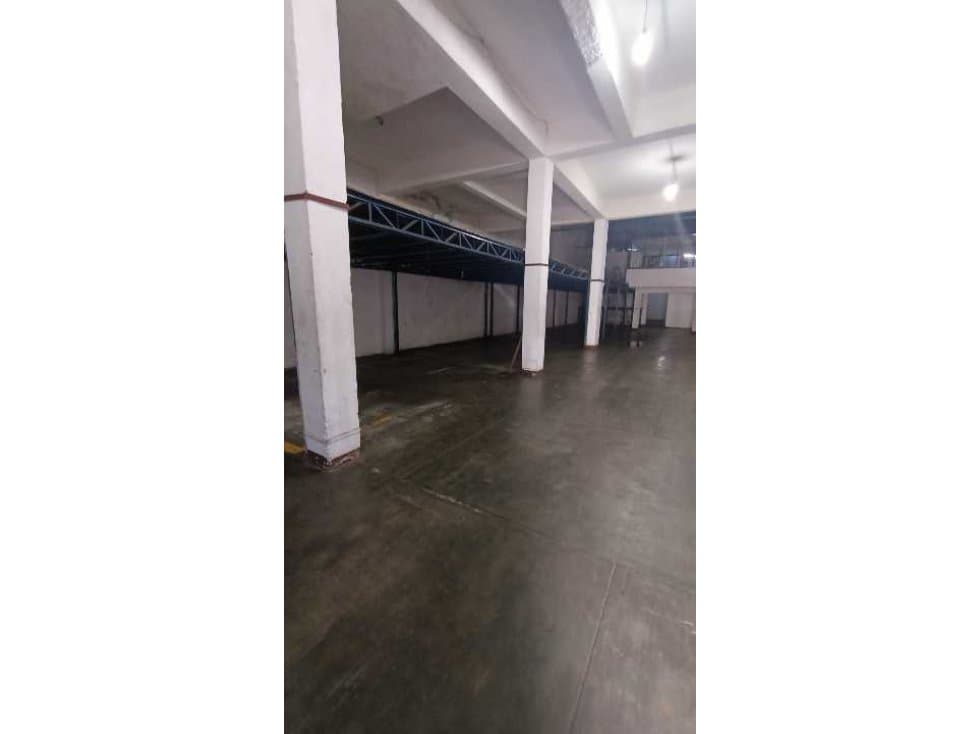 BODEGA EN RENTA - 1
