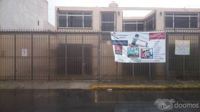 RENTA DE OFICINAS EXCELENTES CONDICIONES - 1