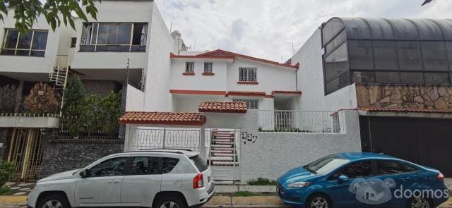 Excelente casa en Arboledas en renta - 1